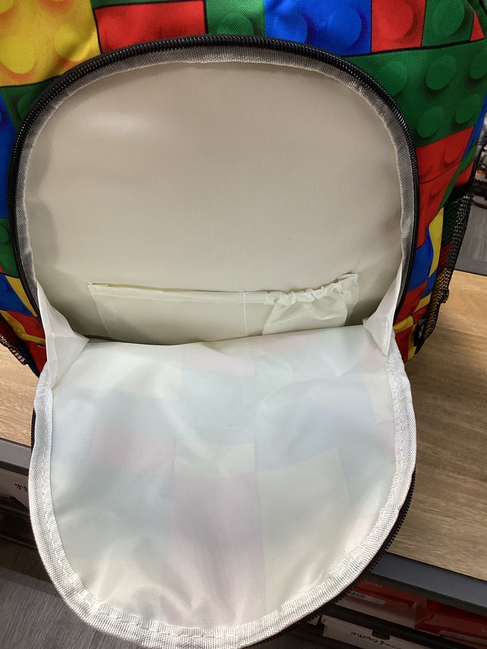 Large Backpack - Picture 4 of 4